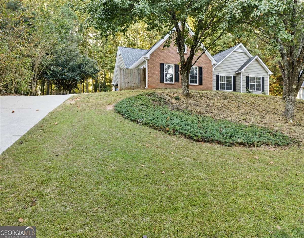 3350 Stratton LN