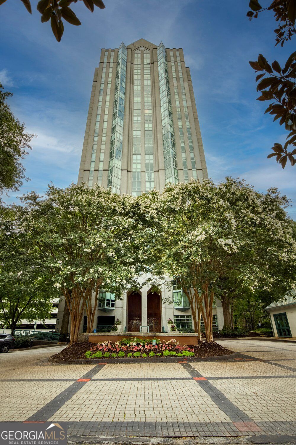Photo of 2870 Pharr Court South NW #2403, Atlanta, GA 30305 (MLS # 10851669)