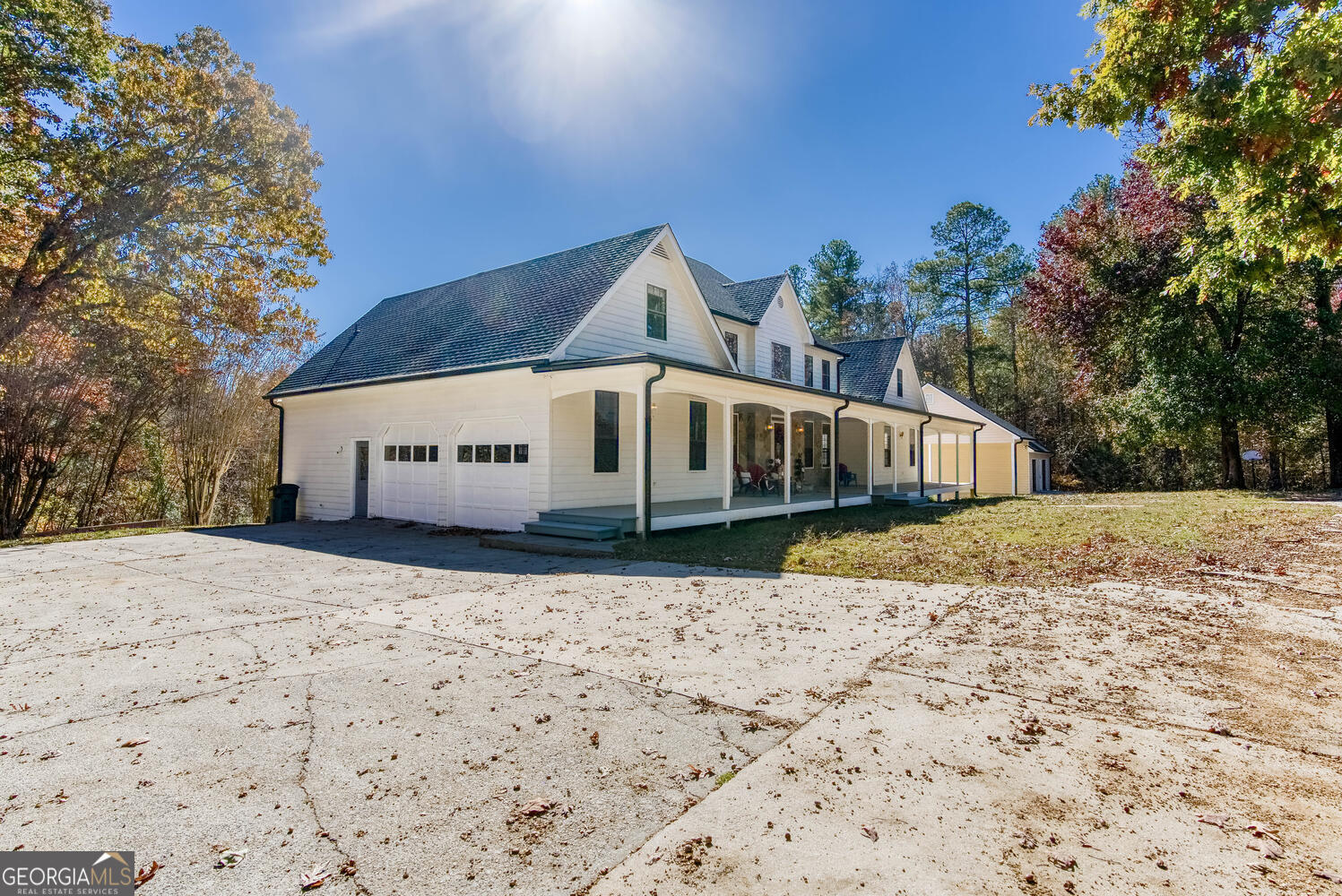 5098 Gwendolyn CT NW