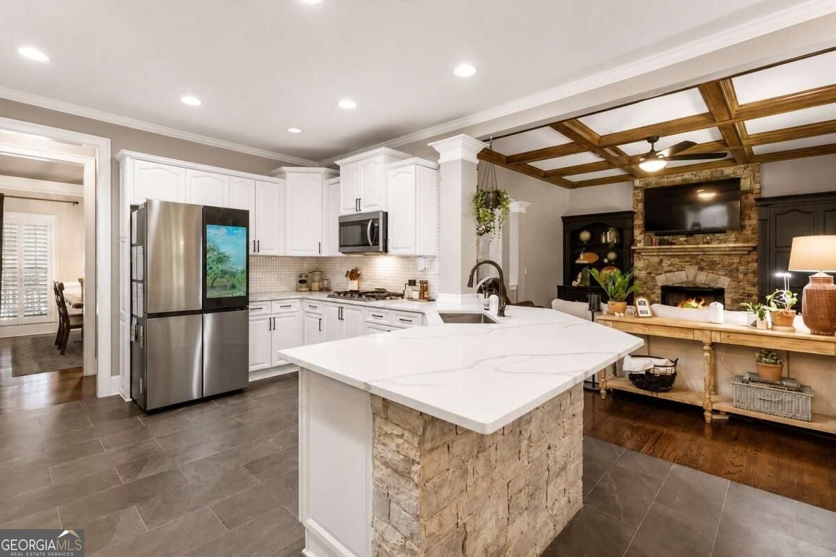 914 Meadow Club CT