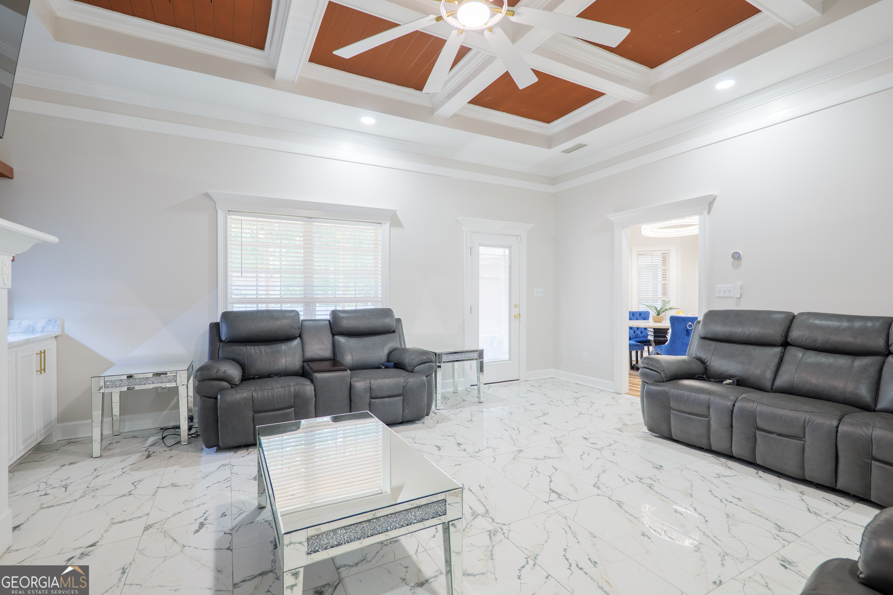 1112 Old Meadow RD