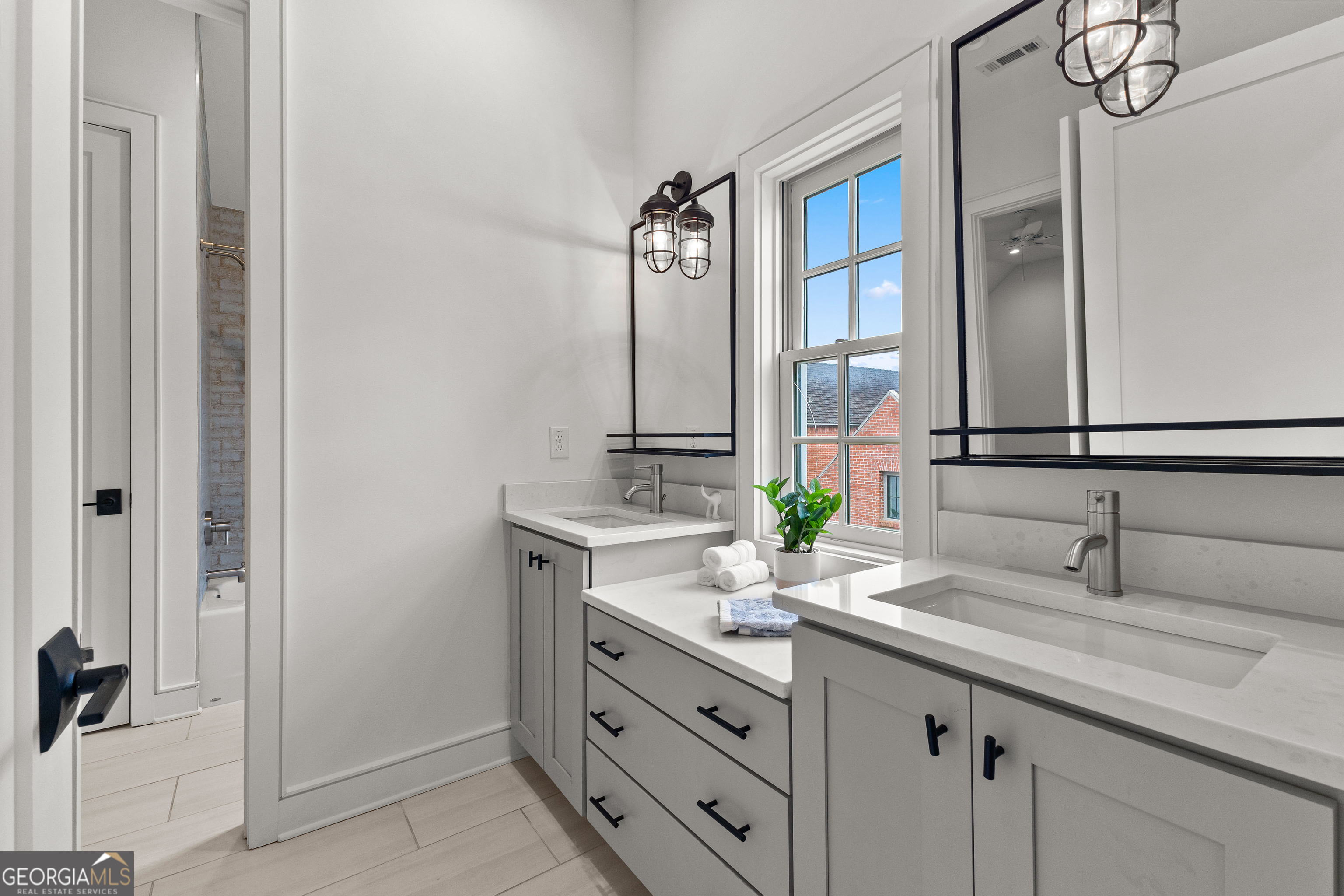 Fayetteville, Georgia 30214, United States, 4 Bedrooms Bedrooms, ,4 BathroomsBathrooms,Residential,Active,125349