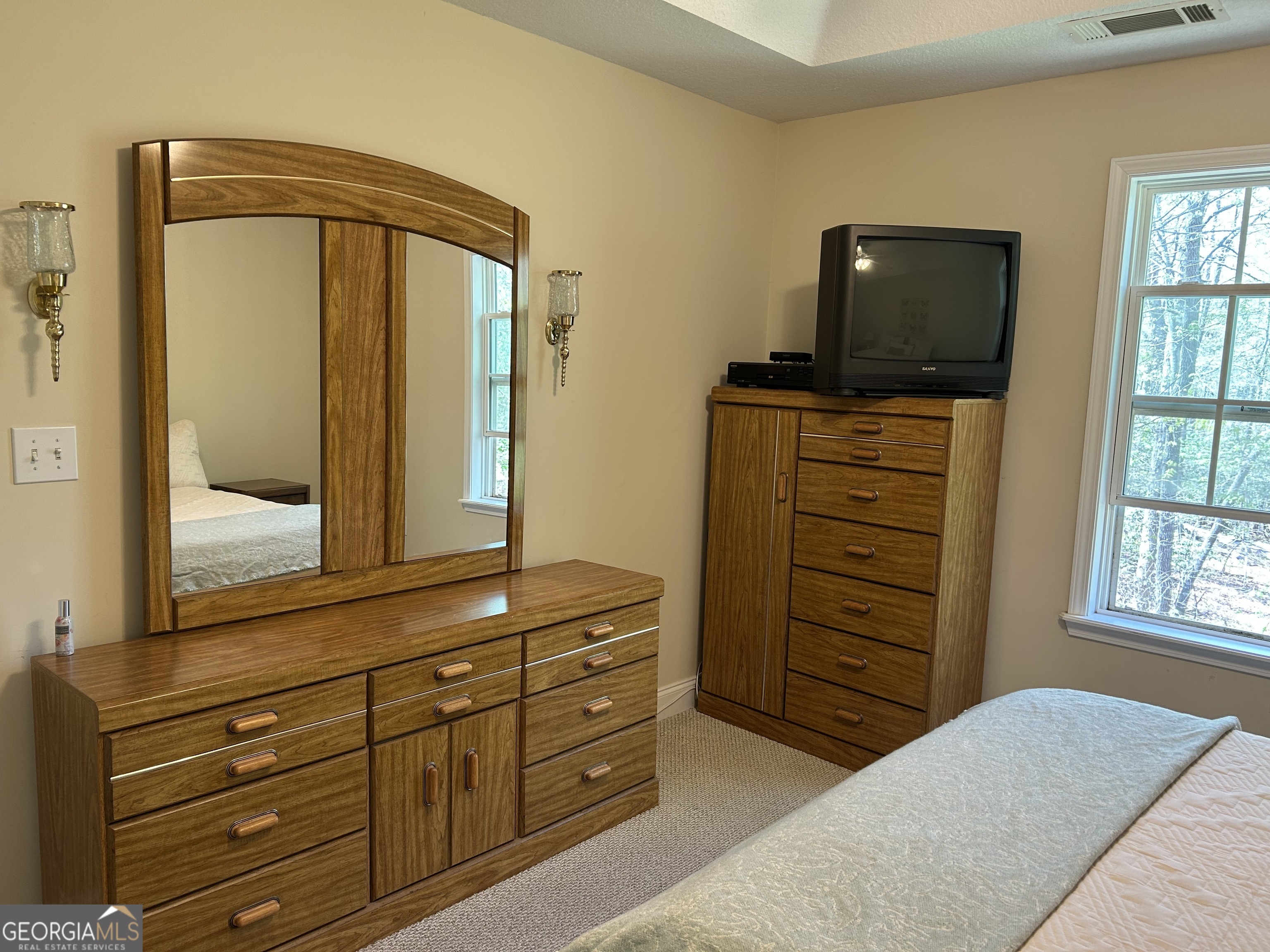 Clarkesville, Georgia 30523, United States, 3 Bedrooms Bedrooms, ,2 BathroomsBathrooms,Residential,Active,107017