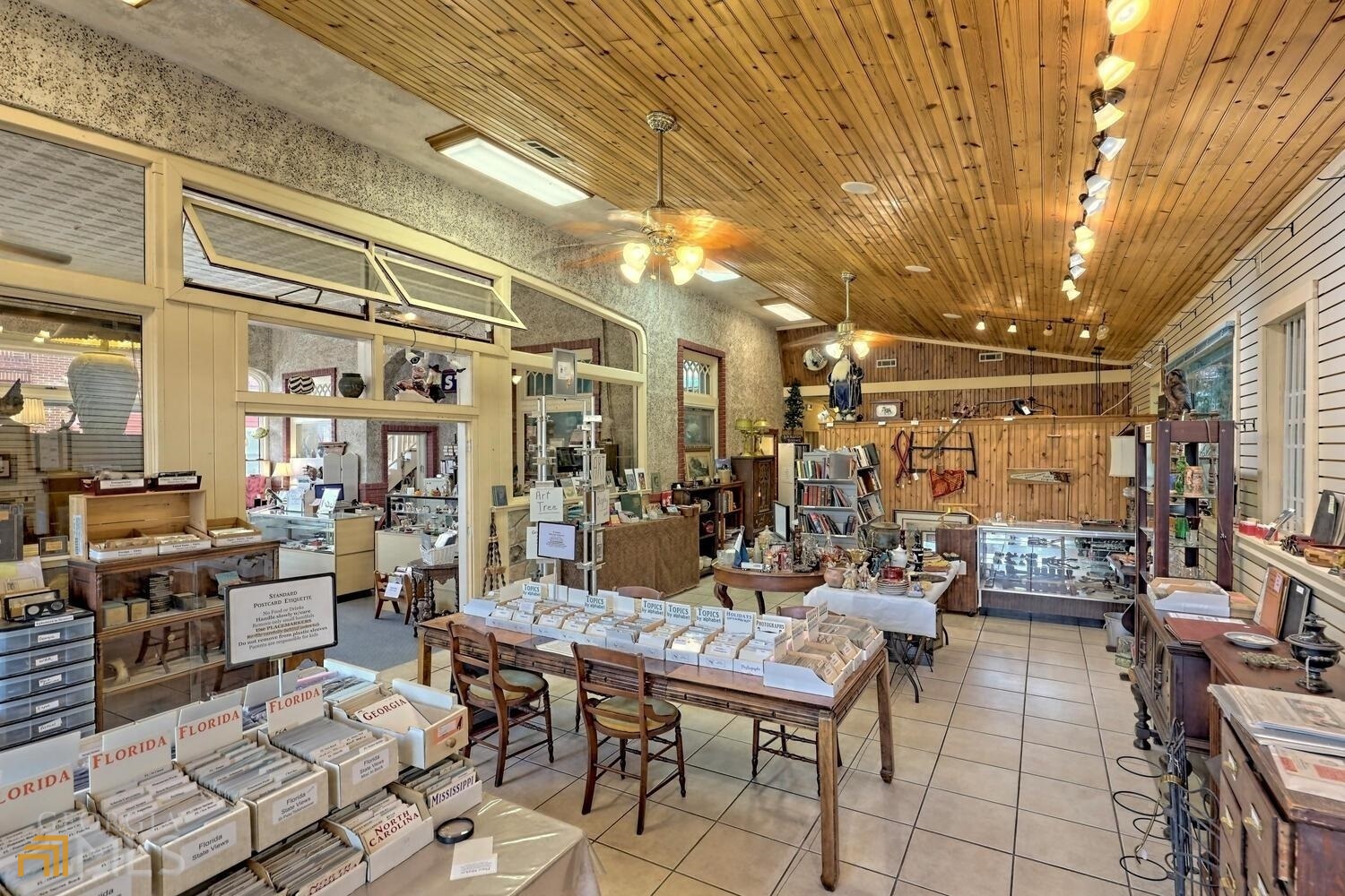 Prater's Collectibles - Commercial Sale