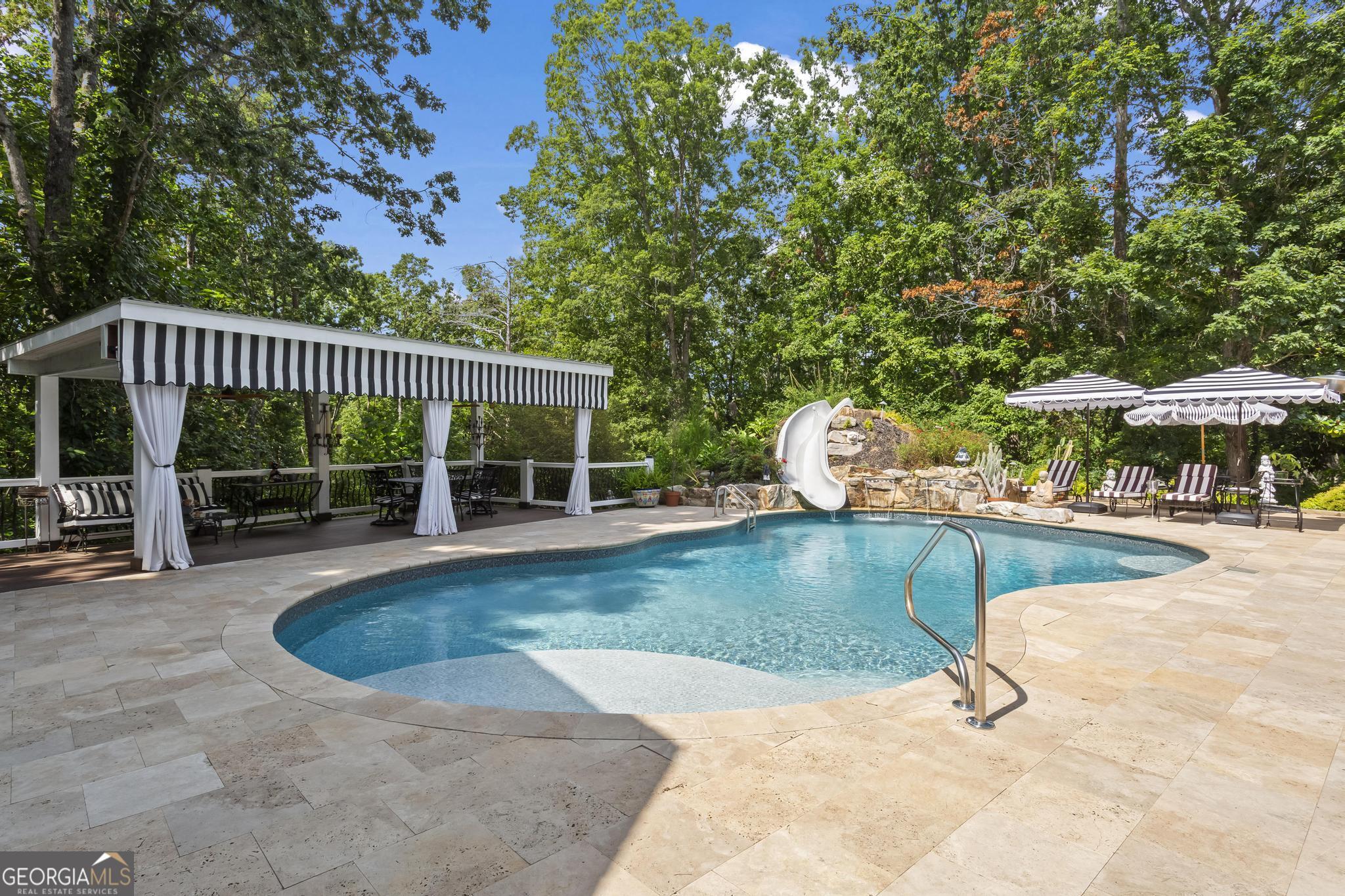 285 Old Hornage RD