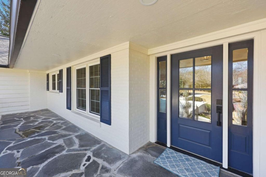 Photo of 1685 Valley Road NE, Gainesville, GA 30501 (MLS # 10695323)