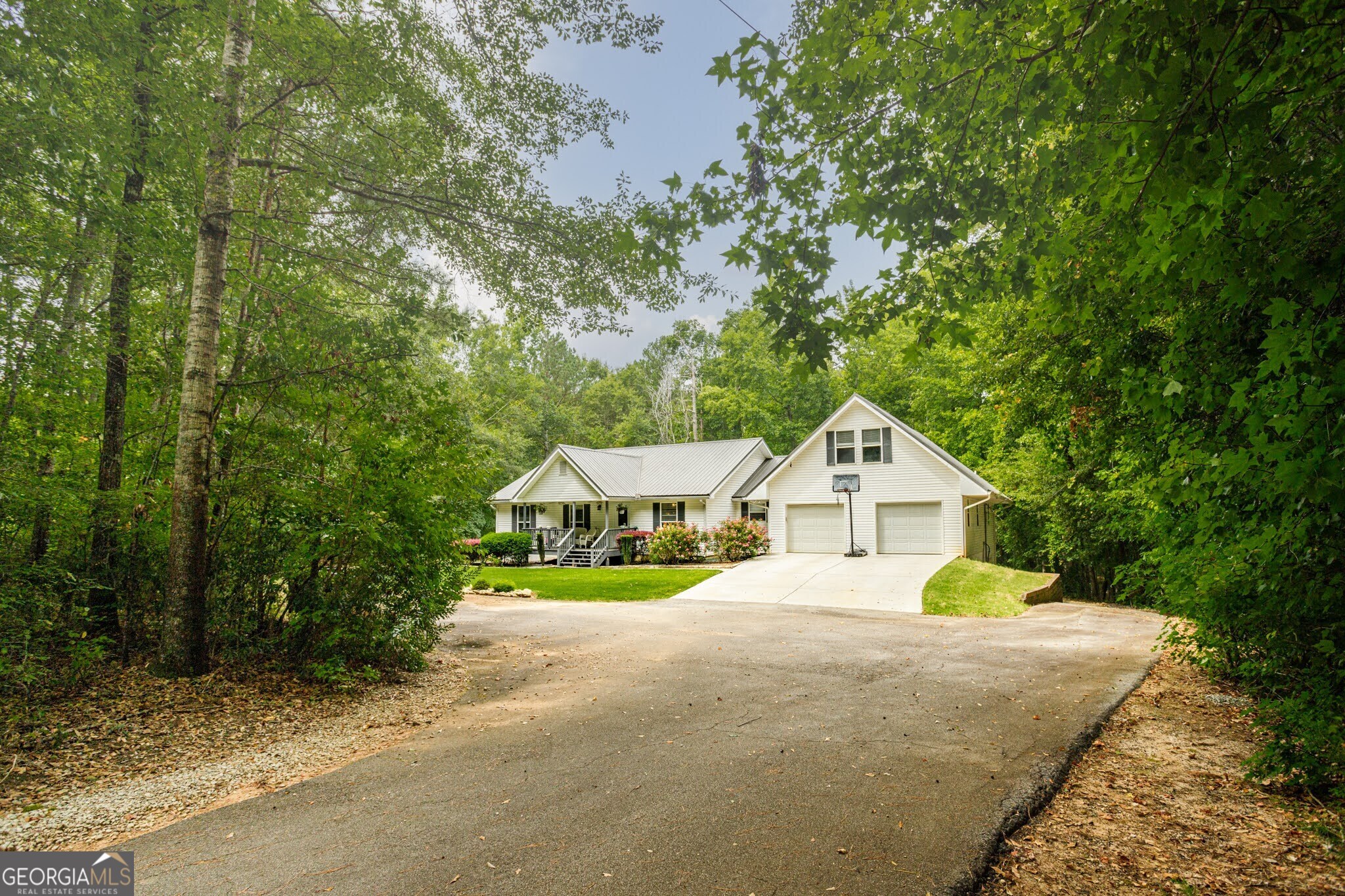 281 Laney DR