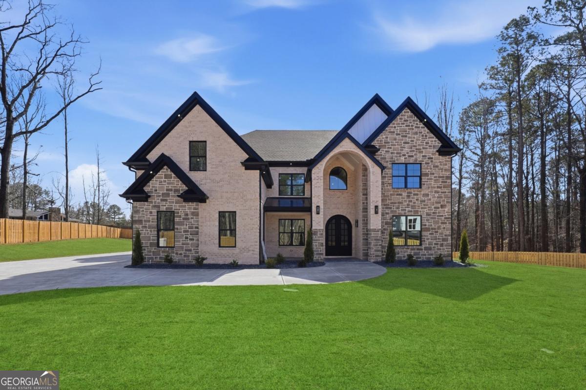 2210 Old Fountain RD