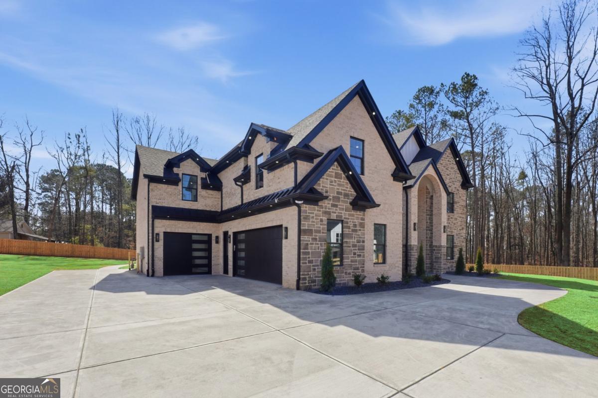 2210 Old Fountain RD