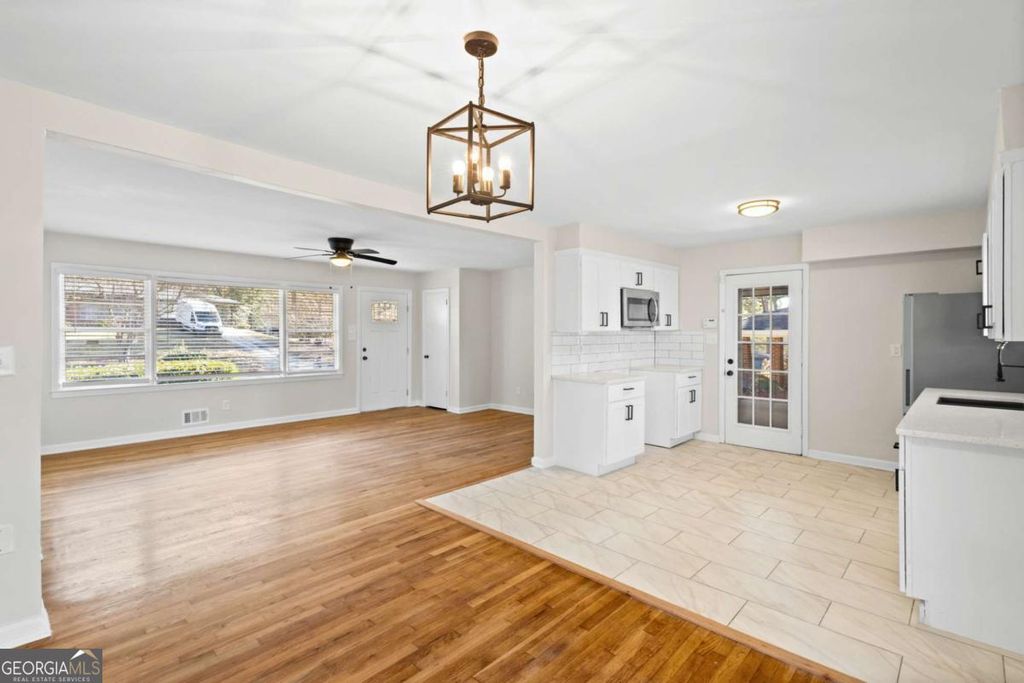 Photo of 3110 Rollingwood Lane SE, Atlanta, GA 30316 (MLS # 10656832)