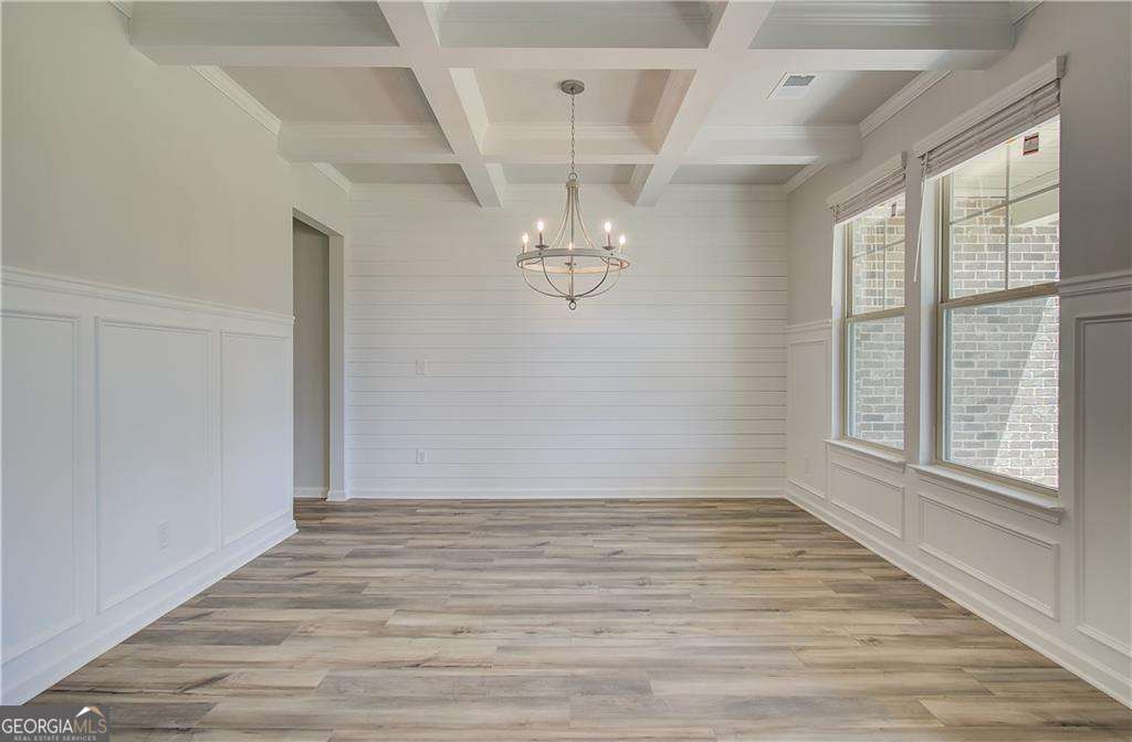 2516 Cadenza CIR