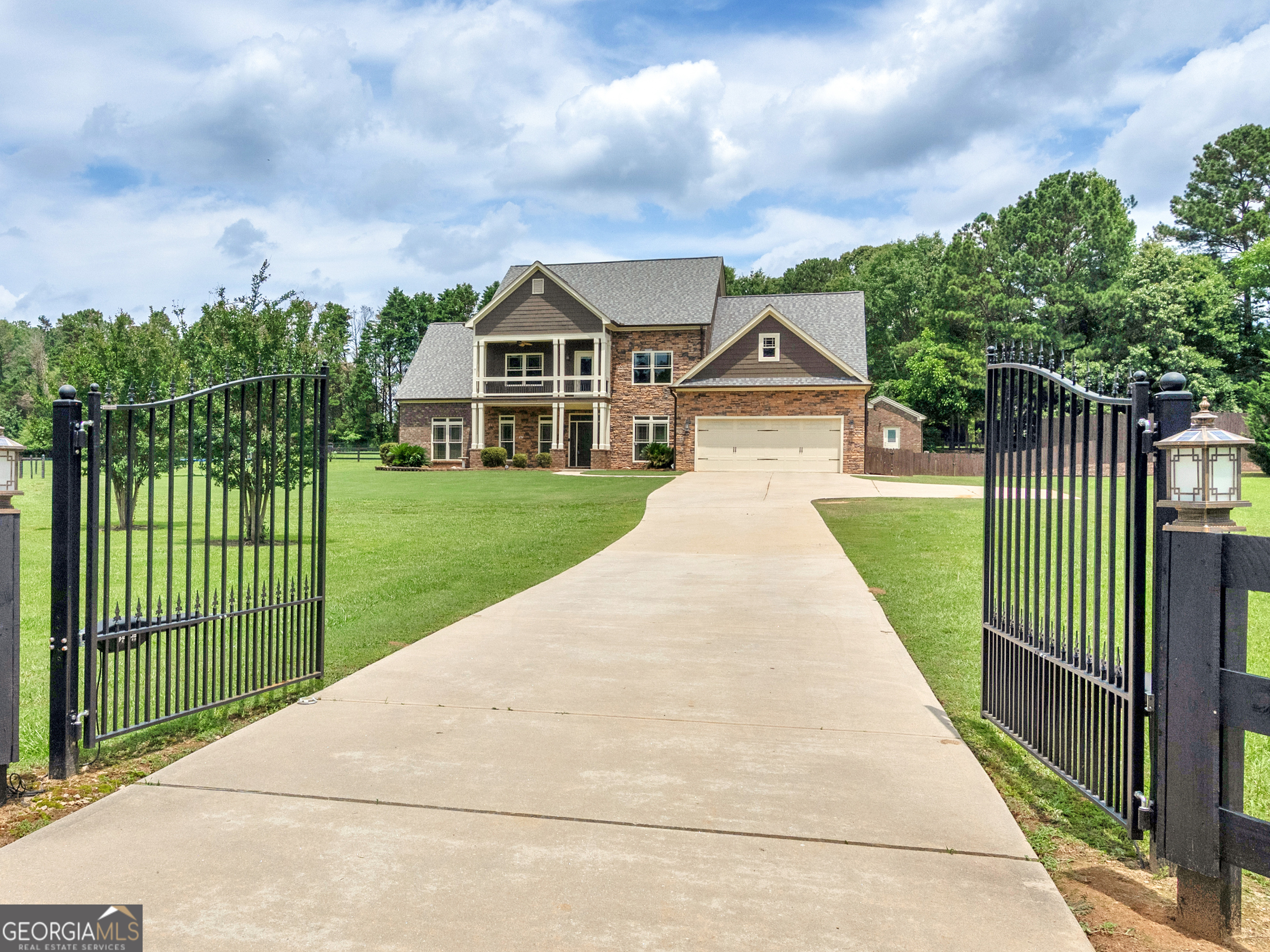 3905 Pointer RD