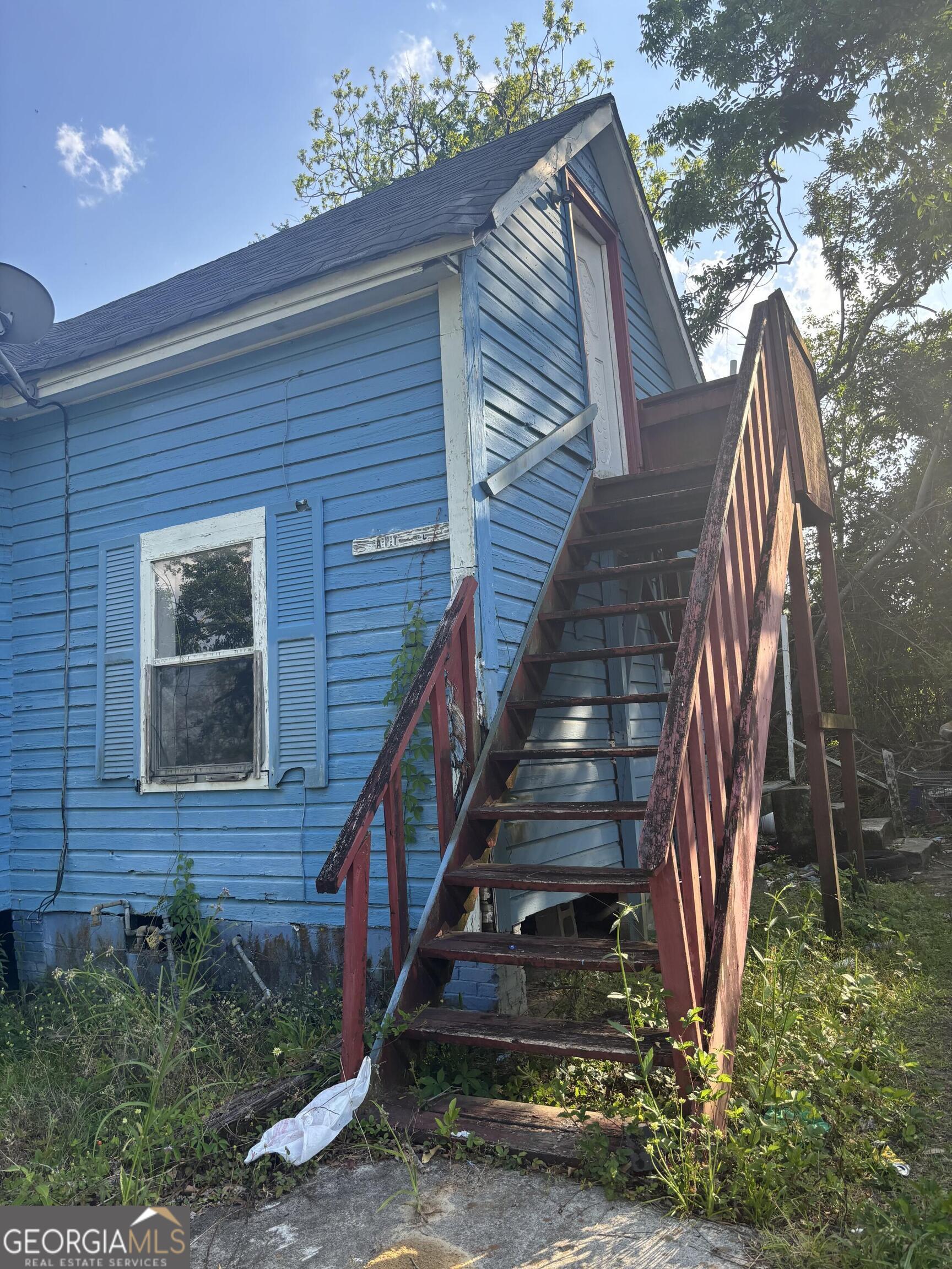 408 W North ST