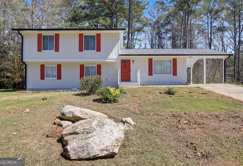 Photo of 7230 Connell Road, Fairburn, GA 30213 (MLS # 10813138)
