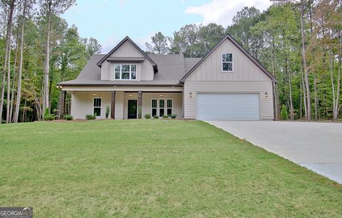 406 Lowery RD Grantville GA 30220
