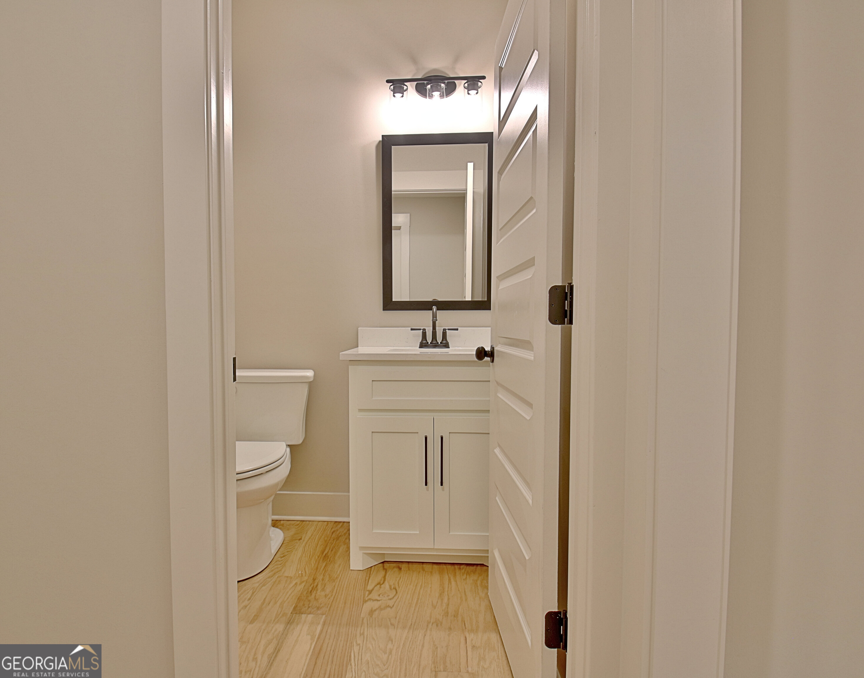 Grantville, Georgia 30220, United States, 4 Bedrooms Bedrooms, ,4 BathroomsBathrooms,Residential,Active,47827