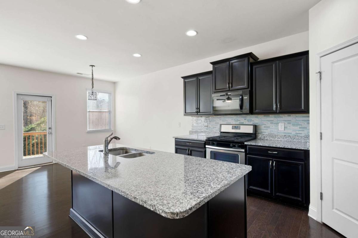 Overton Place - Residential Lease