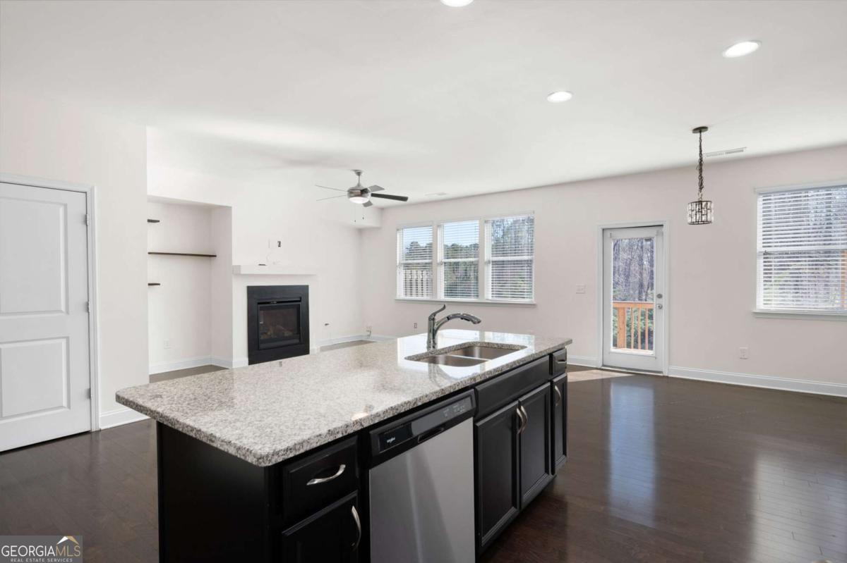 Overton Place - Residential Lease