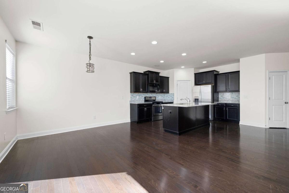Overton Place - Residential Lease