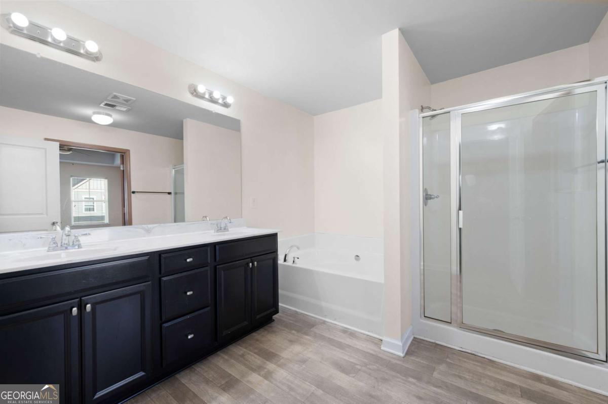 Overton Place - Residential Lease