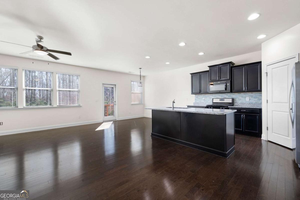 Overton Place - Residential Lease