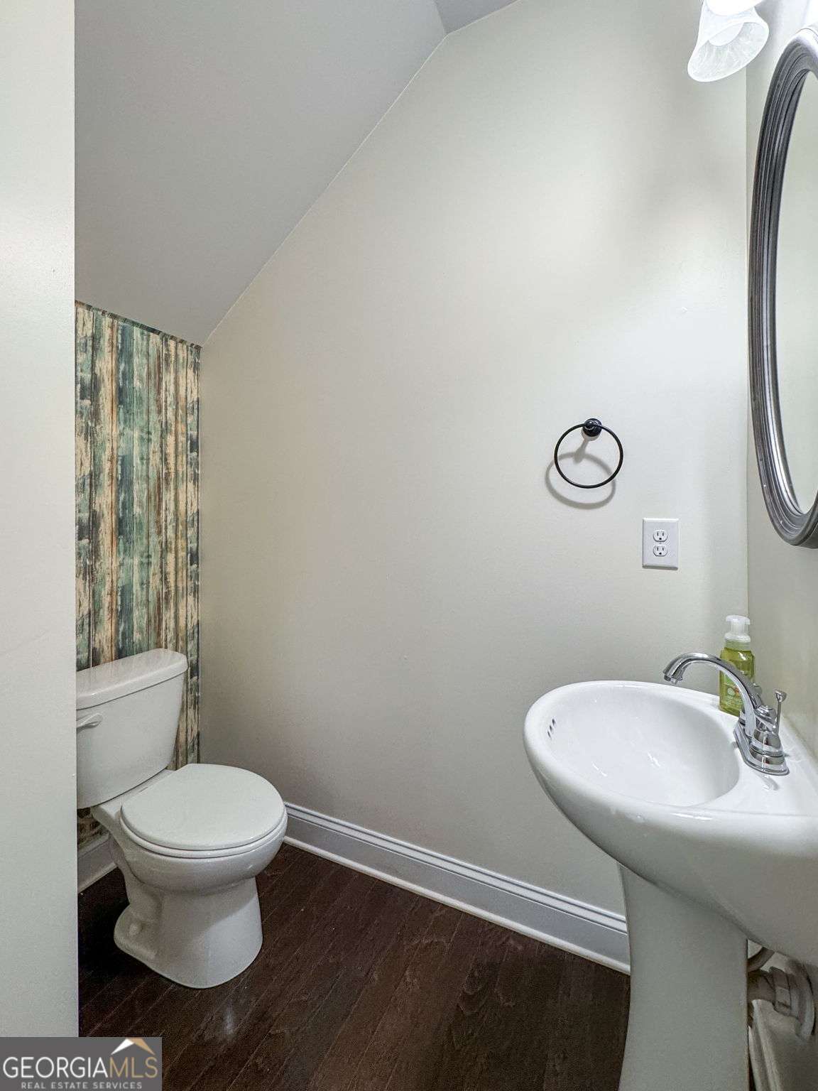 Overton Place - Residential Lease