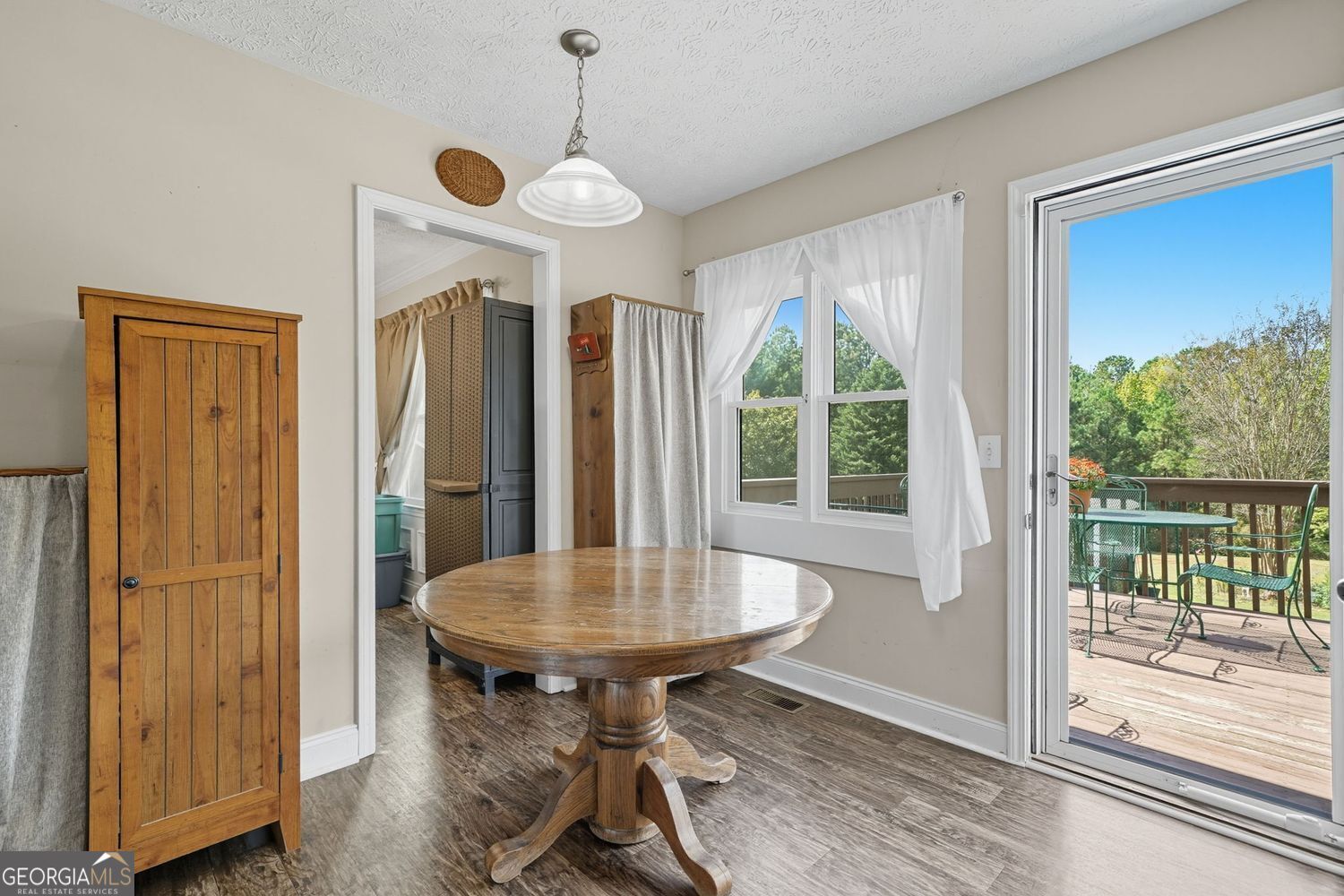 Saddle Ridge - Residential