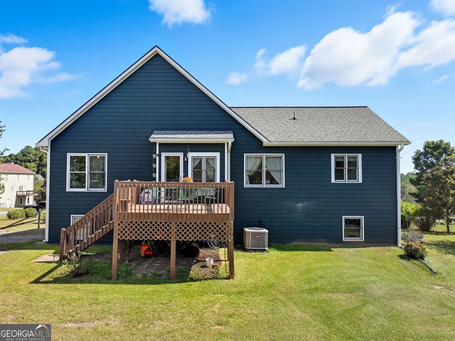 Saddle Ridge - Residential