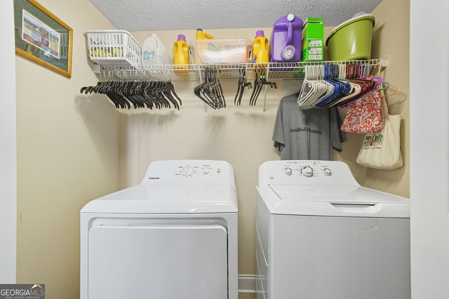 Saddle Ridge - Residential