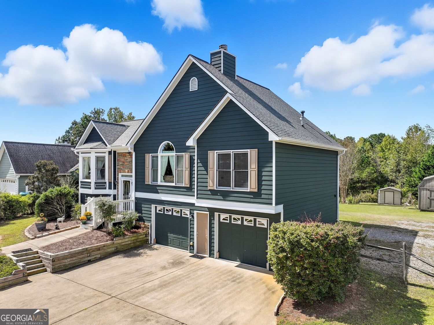 Saddle Ridge - Residential