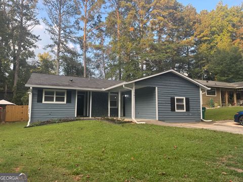 Photo of 781 Villa Way, Jonesboro, GA 30238 (MLS # 10609544)