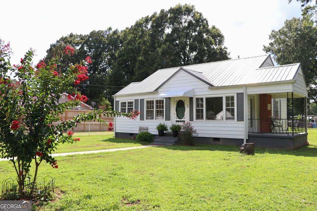 Photo of 95 Cherry St, Trion, GA 30753 (MLS # 10825771)