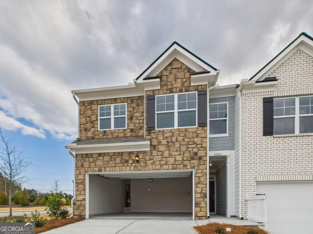 Photo of 2565 Poppy Court #100, Buford, GA 30519 (MLS # 10661578)