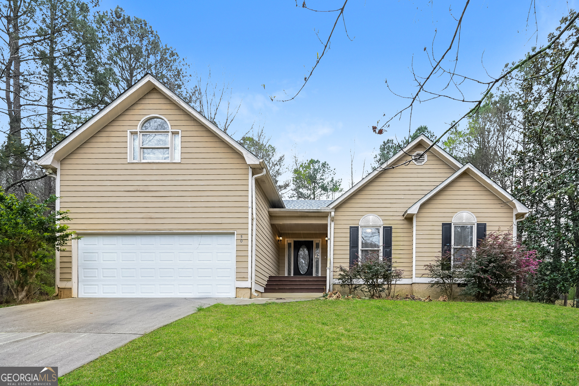 Welcome to your new home in McDonough's charming Crown Forest subdivision! This delightful two-story corner property boasts modern features and ample space for comfortable living. The kitchen is adorned with stone countertops, offering both functionality and elegance. With a convenient two-car garage, parking is a breeze. Upstairs, you'll find a spacious 280 square foot bonus room, perfect for a home office, playroom, or additional living space. Step outside to discover the beauty of the lush grass backyard and inviting uncovered patio, ideal for outdoor gatherings and relaxation. Don't miss the opportunity to make this lovely residence your own retreat!