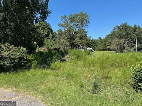 849 E McCarty ST Sandersville GA 31082
