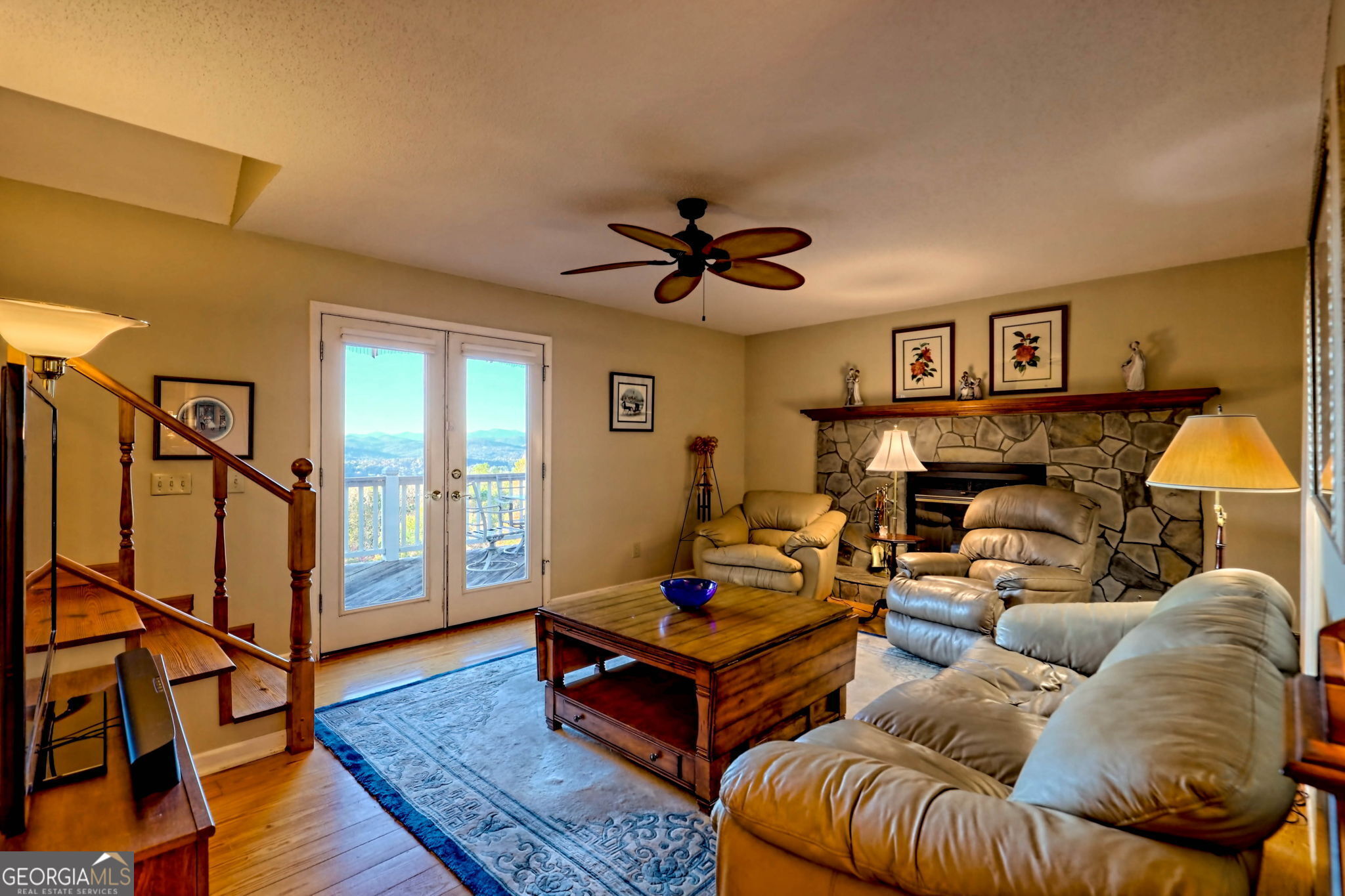 Laurel Ridge - Residential