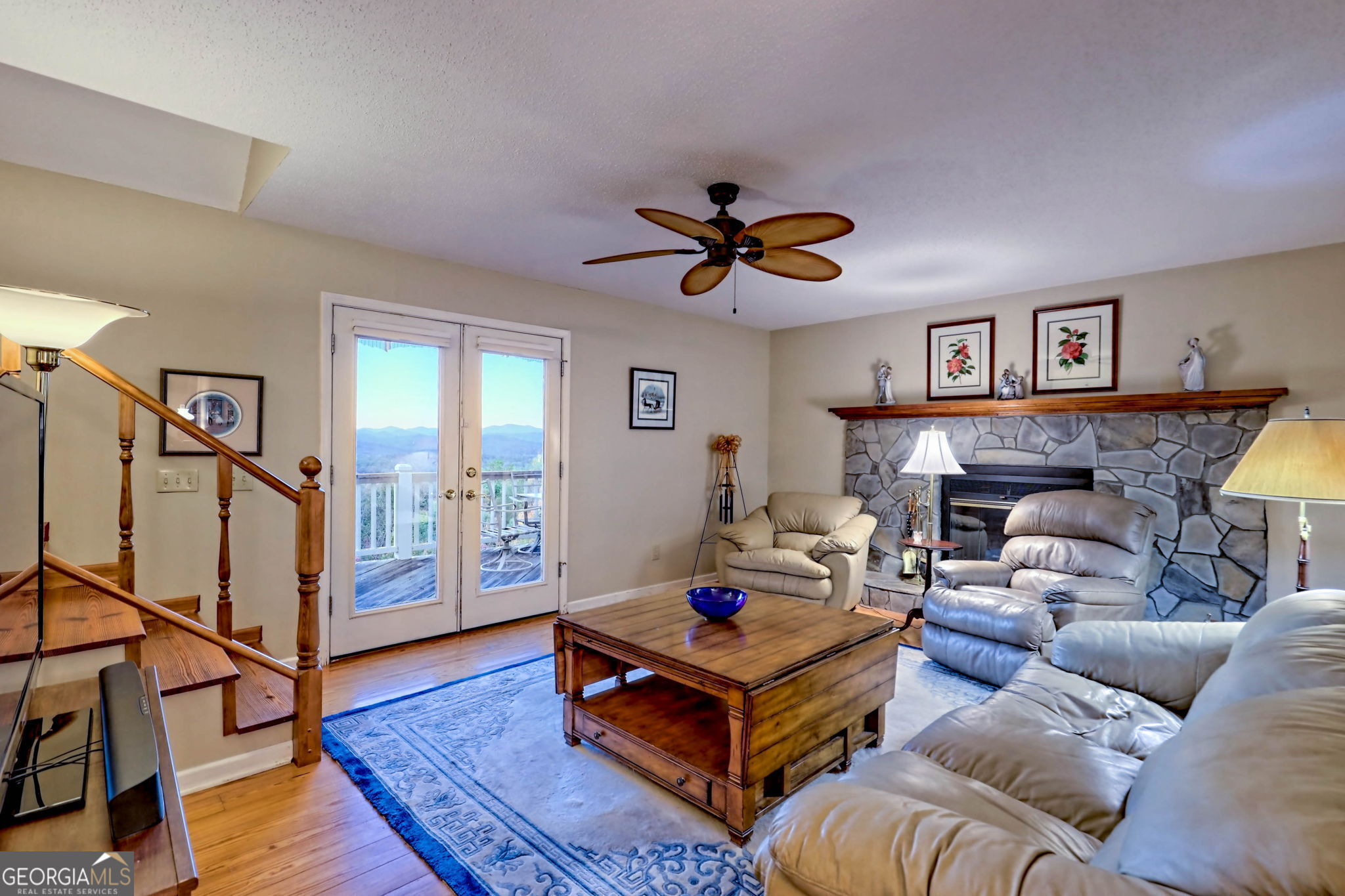 Laurel Ridge - Residential