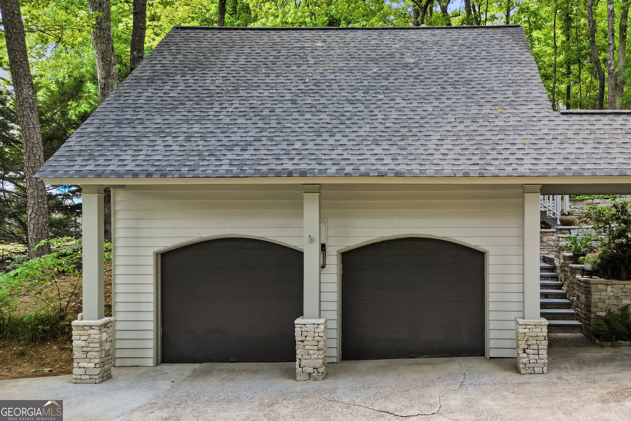 130 Farm Hill CIR