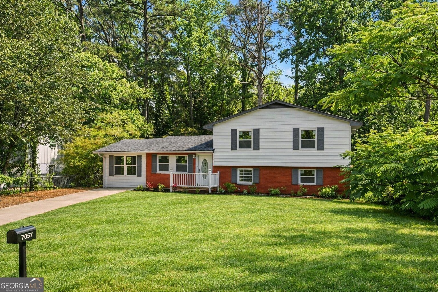 7348 Mockingbird TRL