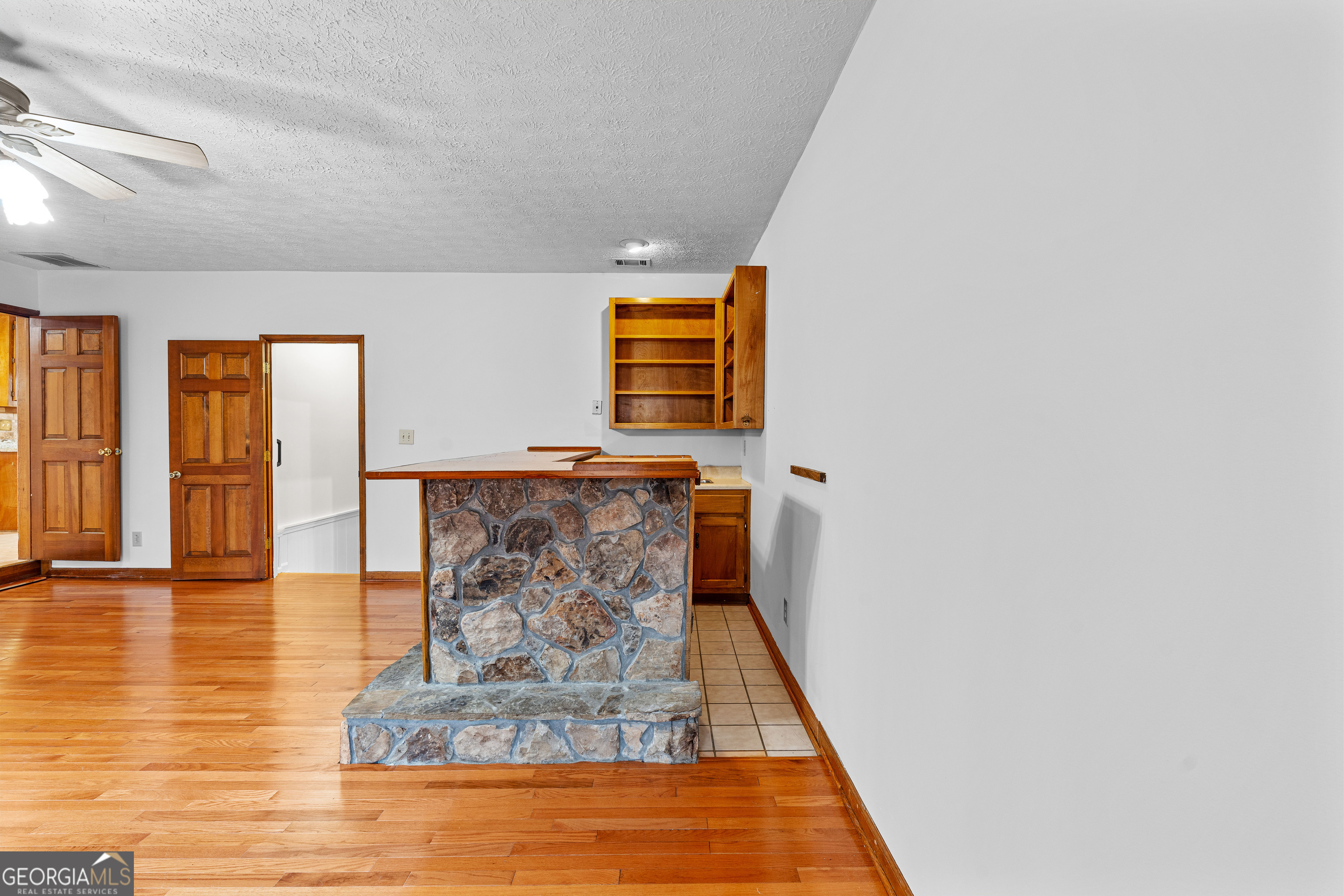 Fayetteville, Georgia 30215, United States, 3 Bedrooms Bedrooms, ,3 BathroomsBathrooms,Residential,Active,252132