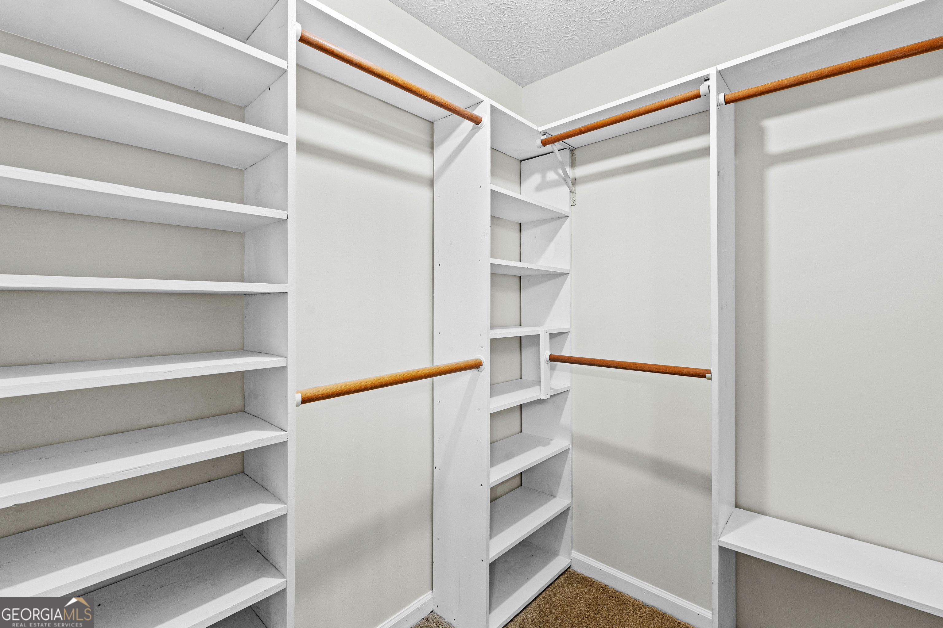 Fayetteville, Georgia 30215, United States, 3 Bedrooms Bedrooms, ,3 BathroomsBathrooms,Residential,Active,252132