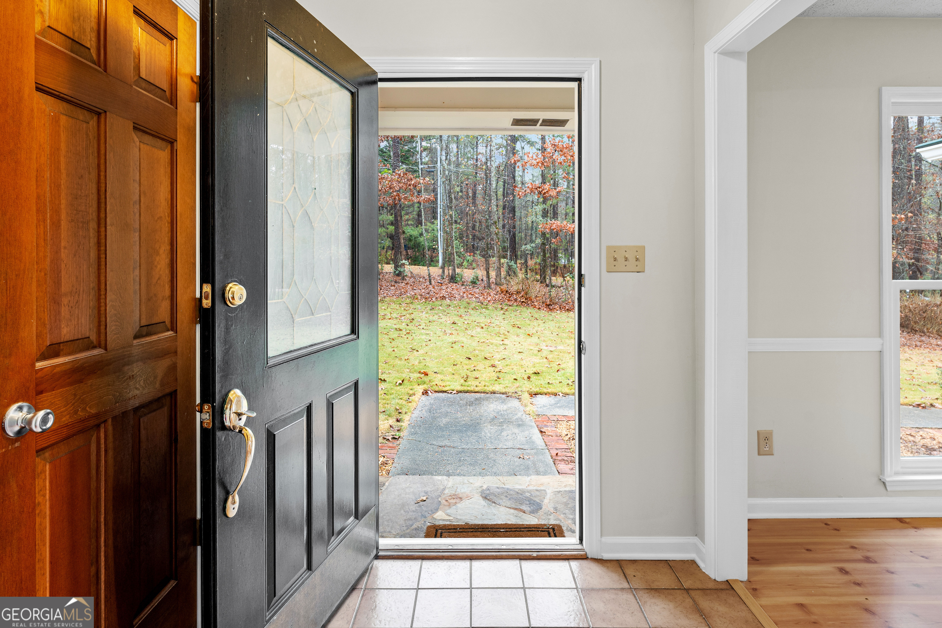 Fayetteville, Georgia 30215, United States, 3 Bedrooms Bedrooms, ,3 BathroomsBathrooms,Residential,Active,252132