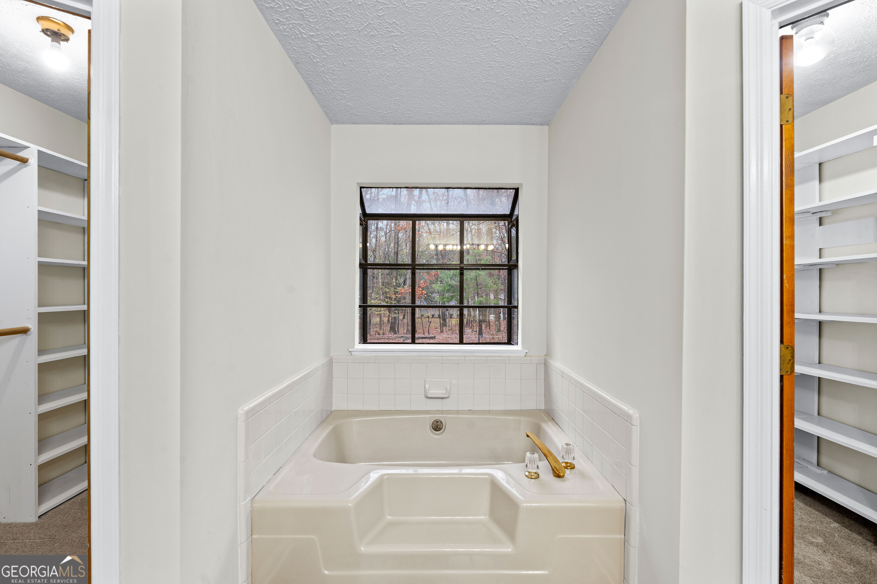 Fayetteville, Georgia 30215, United States, 3 Bedrooms Bedrooms, ,3 BathroomsBathrooms,Residential,Active,252132