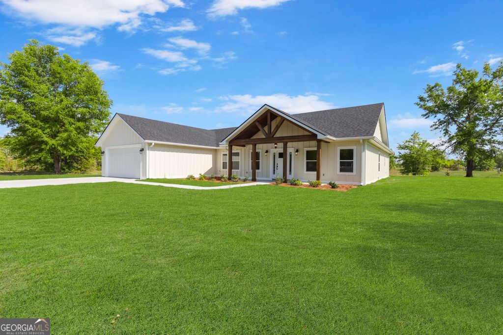 Photo of 88 Northshore Avenue, Jesup, GA 31545 (MLS # 10667641)