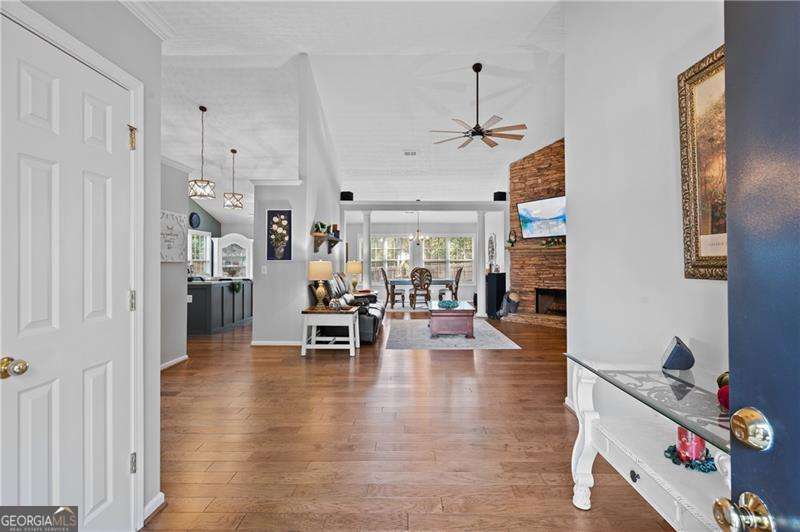 272 Kades Cove DR