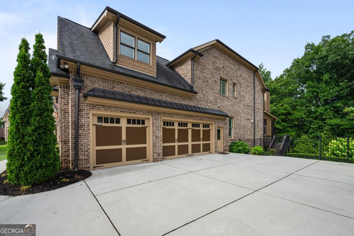 2220 Cambridge Hill CT