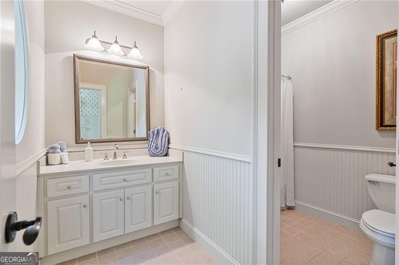 Malone's Pond - Residential