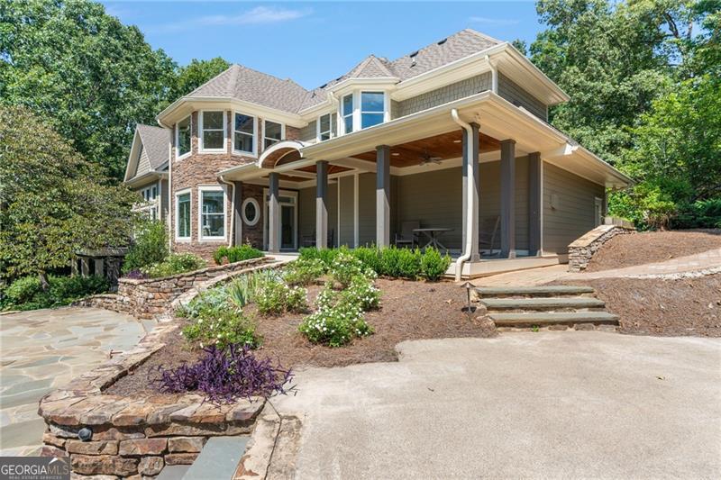 Malone's Pond - Residential