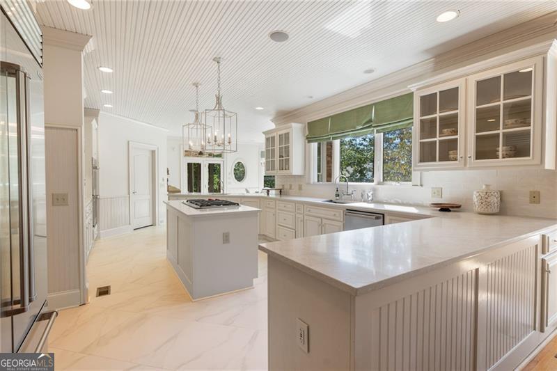 127 Mills LN