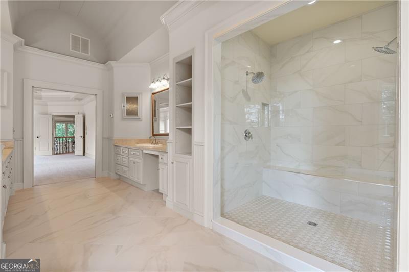 Malone's Pond - Residential